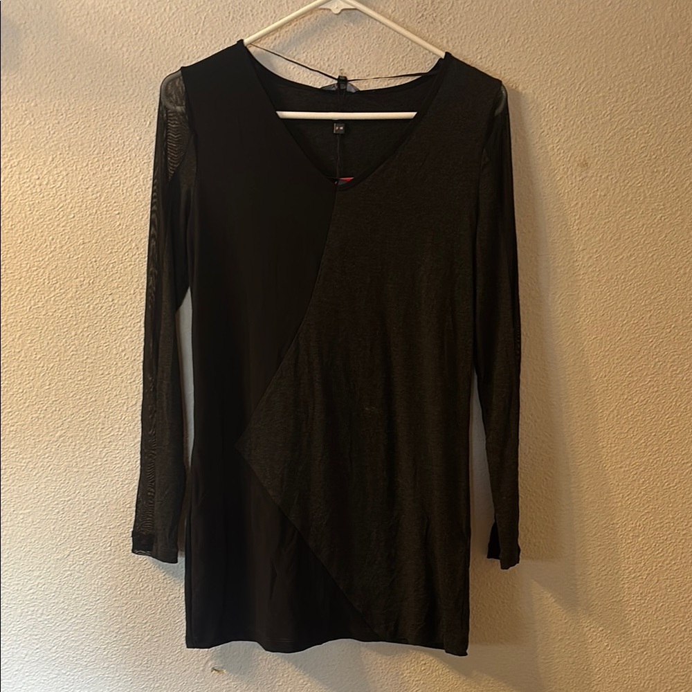 NWT Yest Black Asymmetrical Long Sleeve Top
